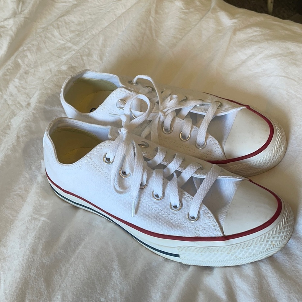 Converse chuck taylor low tops